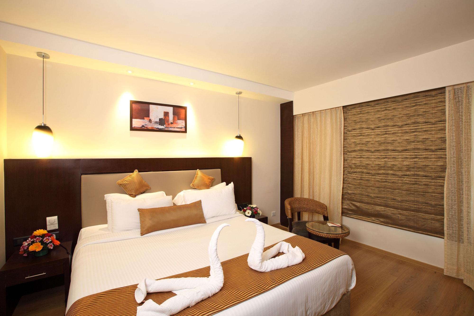 อ็อคเทฟ โฮเต็ล แอนด์ สปา - ซาร์จาปุระ Hotel บังกาลอร์ ภายนอก รูปภาพ