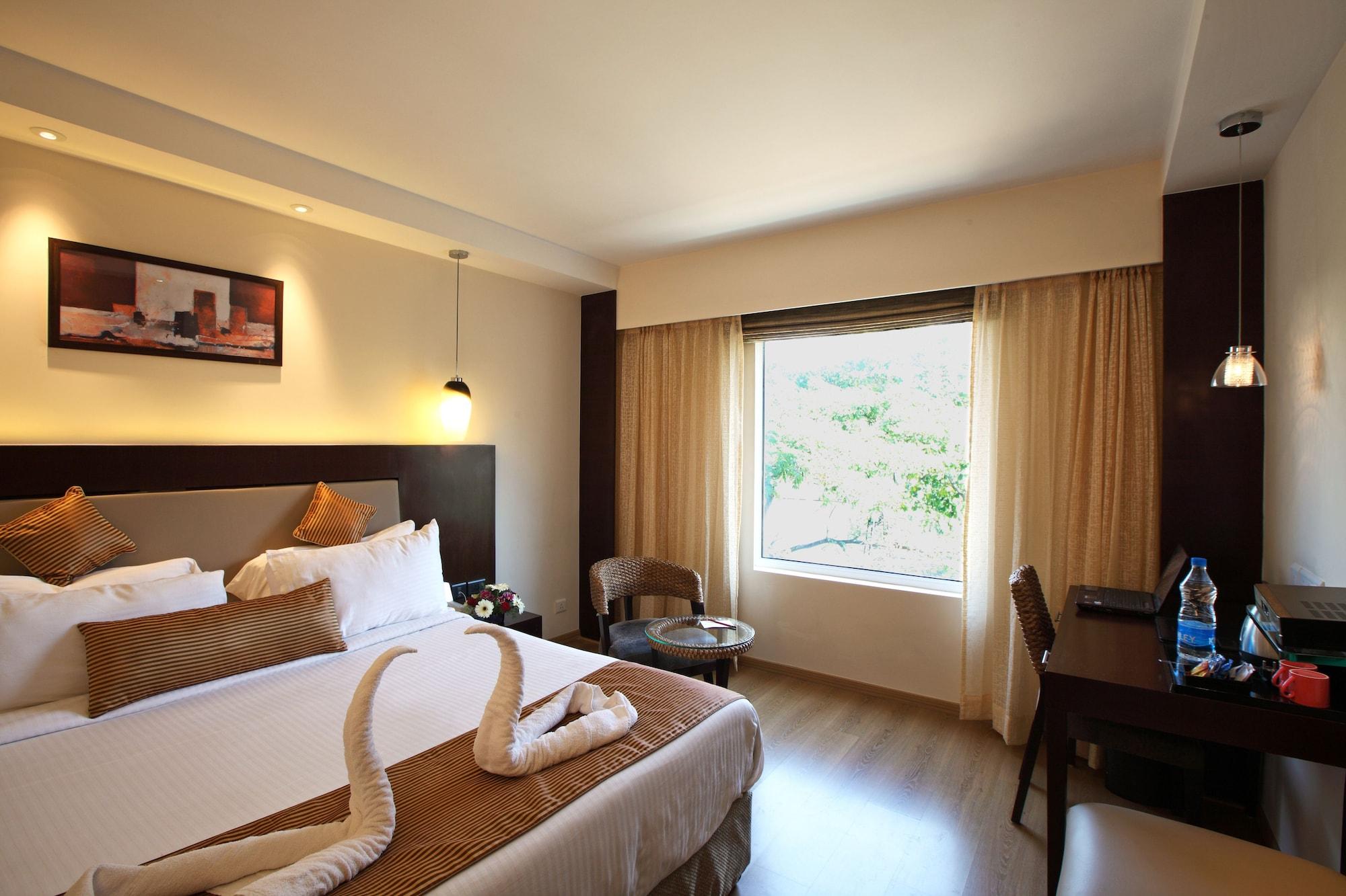อ็อคเทฟ โฮเต็ล แอนด์ สปา - ซาร์จาปุระ Hotel บังกาลอร์ ภายนอก รูปภาพ