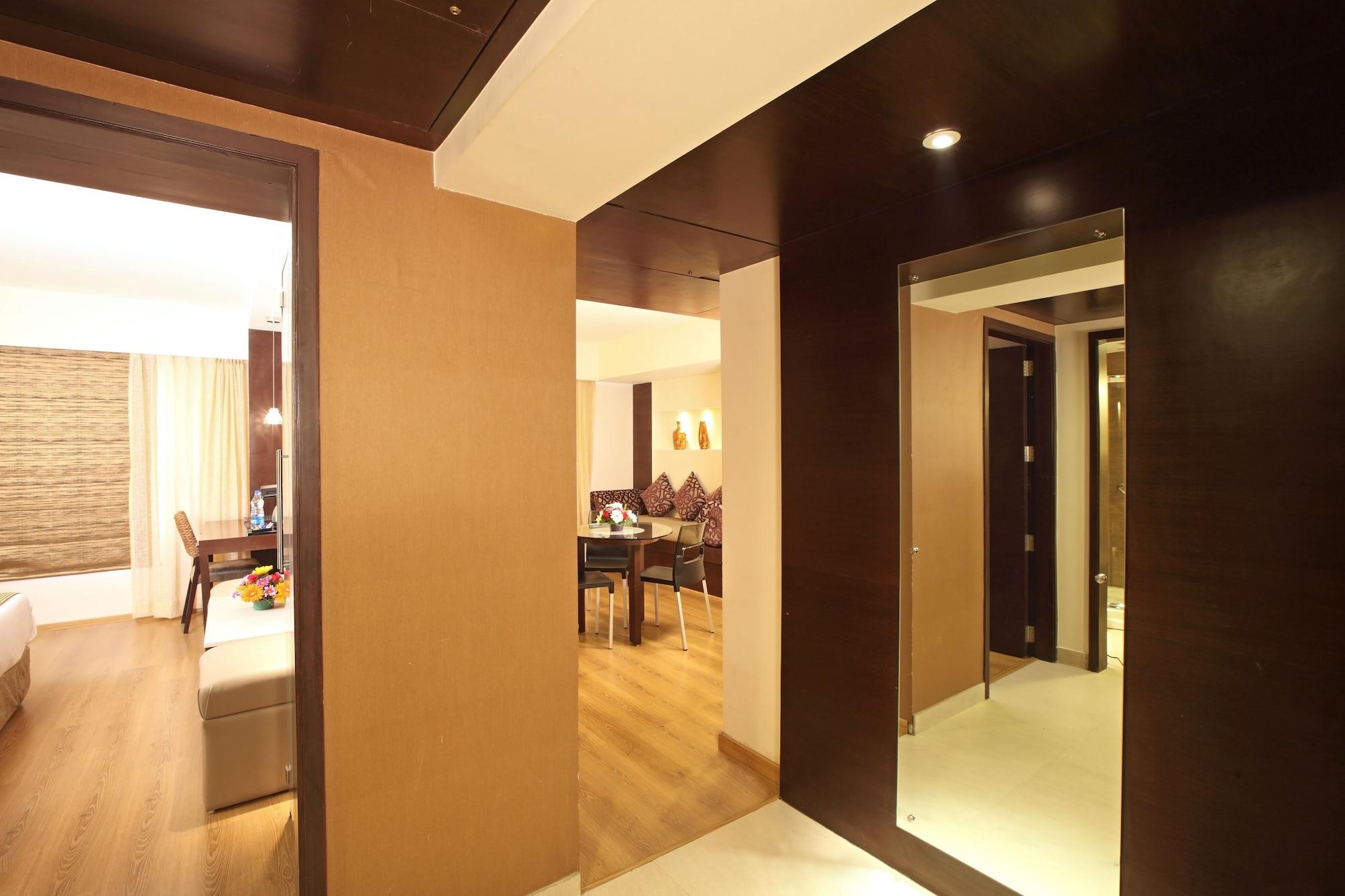 อ็อคเทฟ โฮเต็ล แอนด์ สปา - ซาร์จาปุระ Hotel บังกาลอร์ ภายนอก รูปภาพ