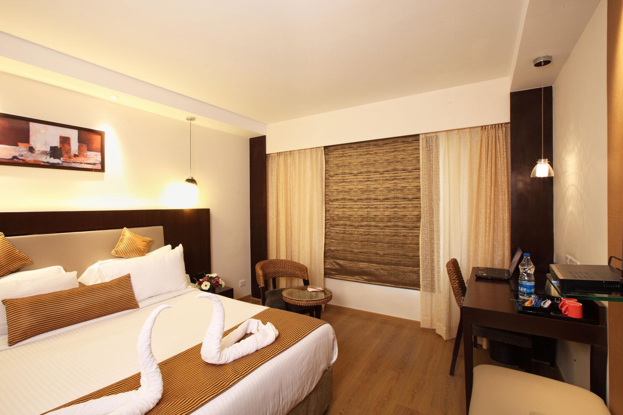 อ็อคเทฟ โฮเต็ล แอนด์ สปา - ซาร์จาปุระ Hotel บังกาลอร์ ภายนอก รูปภาพ